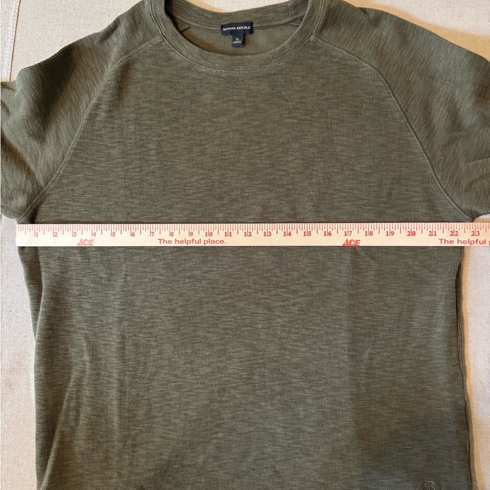 Banana Republic Olive Green Crew Neck Knit Sweater - Picture 4 of 8